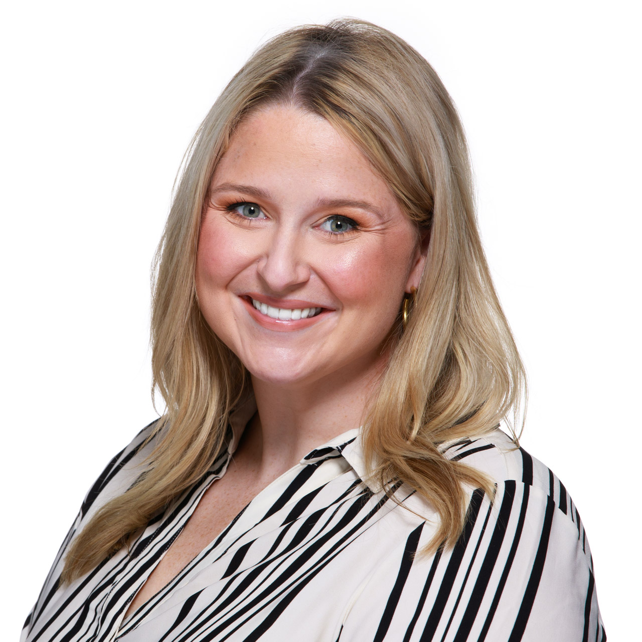 Elizabeth Longmire Headshot